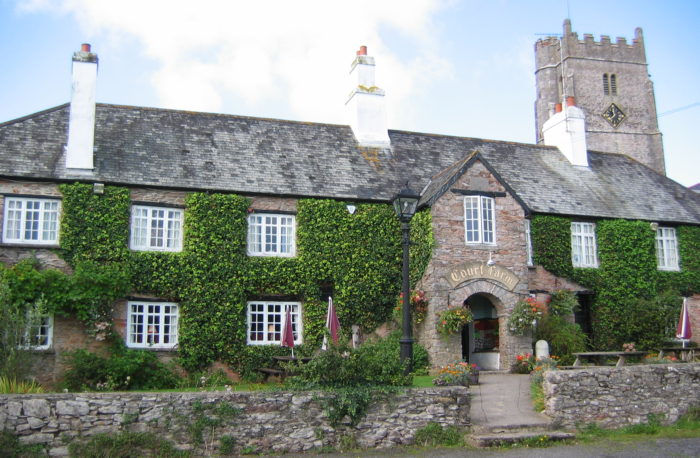 Court Farm, Abbotskerswell