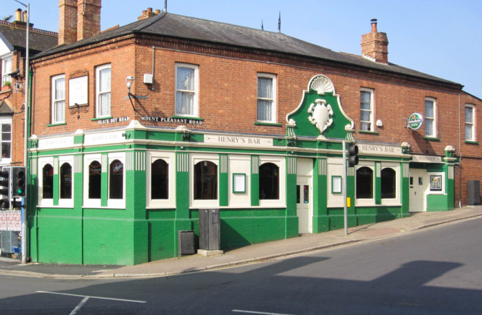 Henrys Bar - Exeter