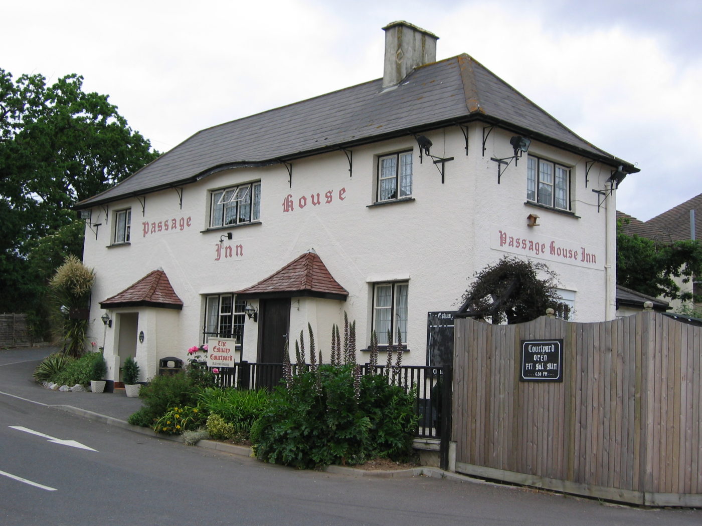 Passage House Inn, Hackney Heavitree Brewery