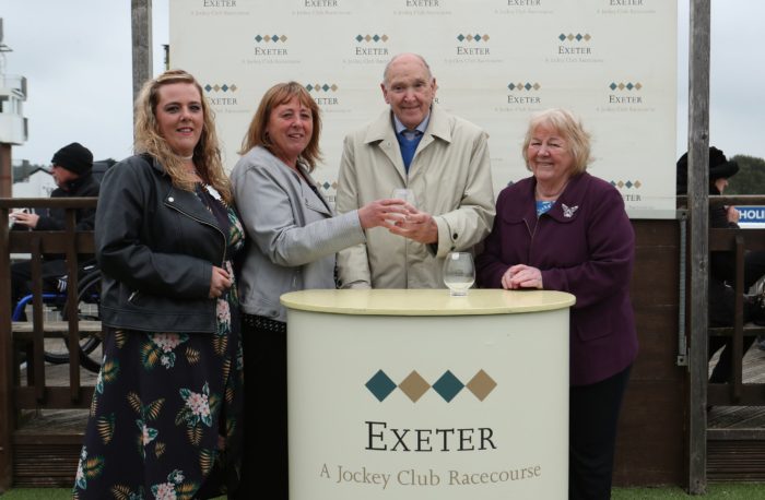 Locomotive Inn Exeter Handicap Hurdle